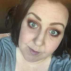 Meet your Posher, Angie